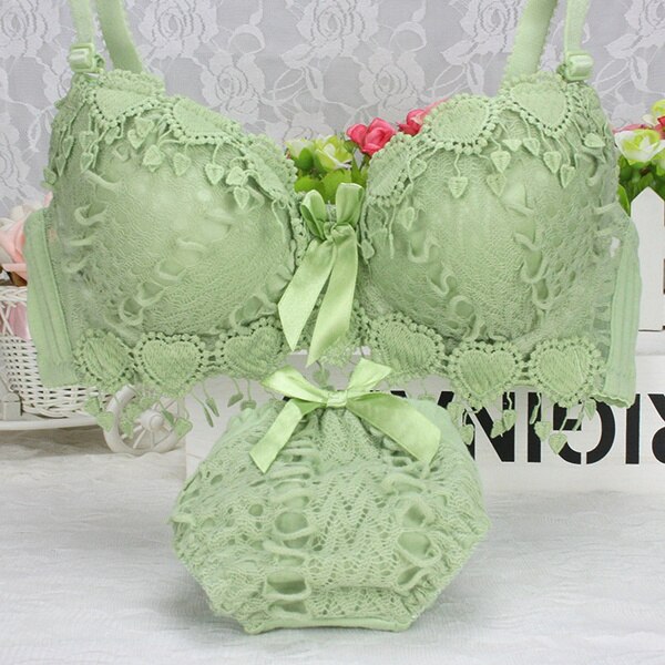 Japanese  Heart Design  Luxury New Deep V New Brand  Push Up Bra Set