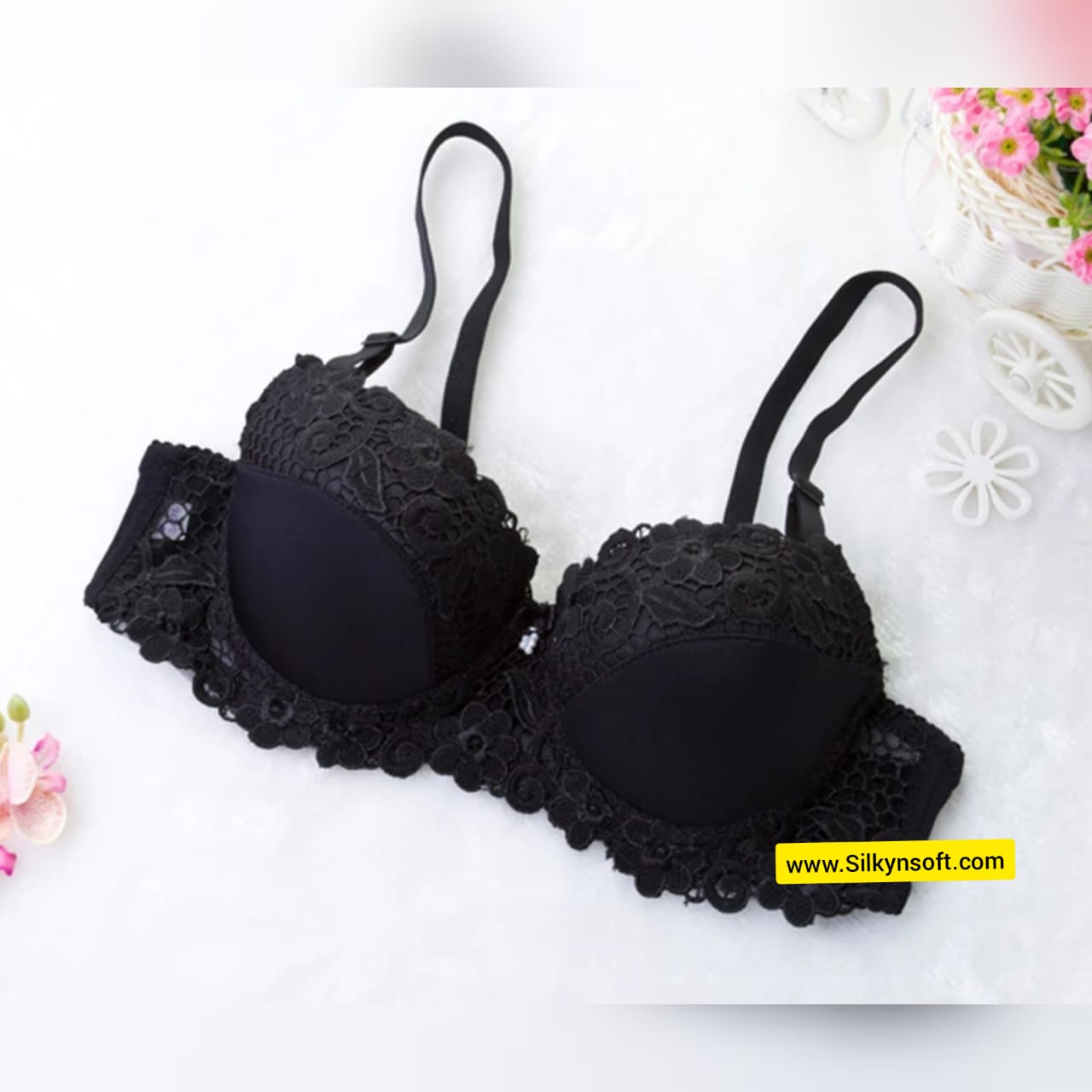 Bras Big Embroidery exclusive atmosphere breathable comfortable deep V adjustable bra