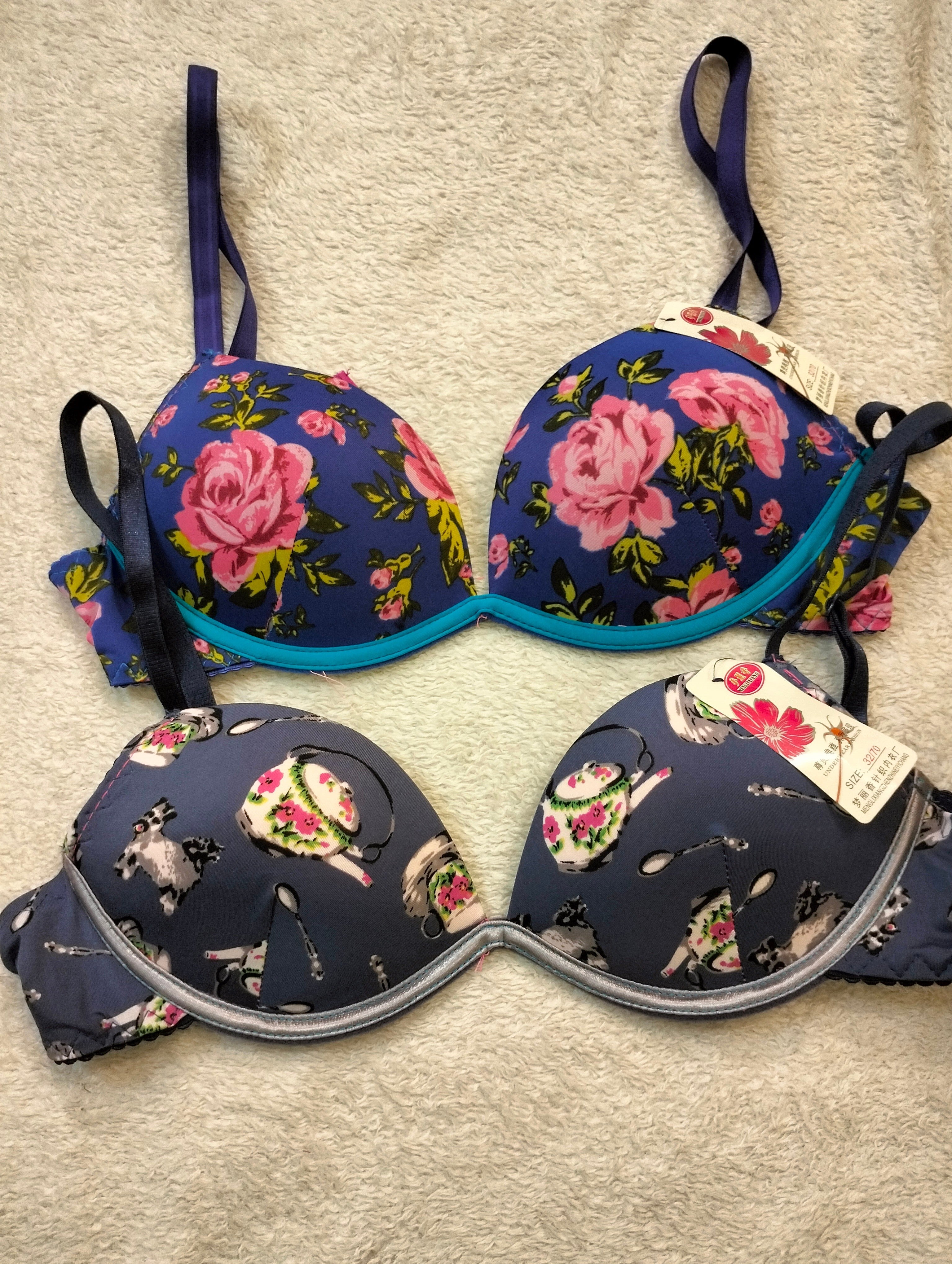 Half cup printed v shape padded bra