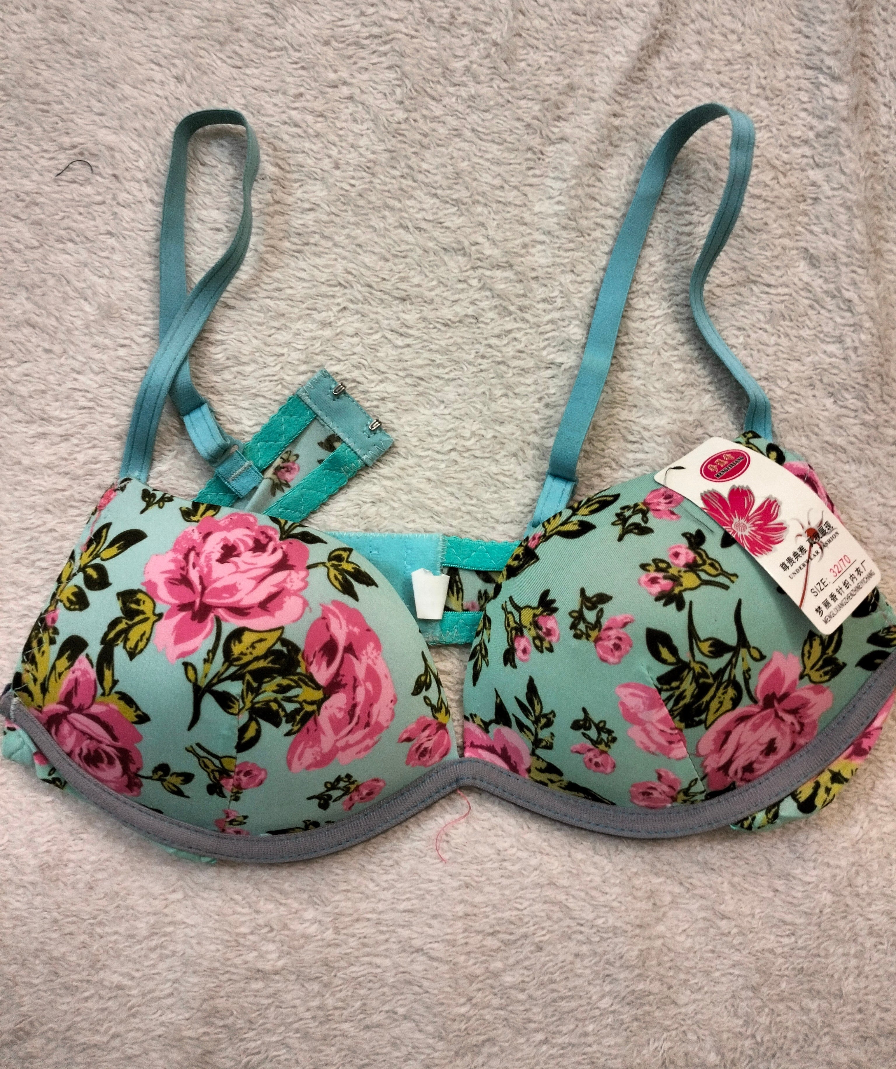 Half cup printed v shape padded bra