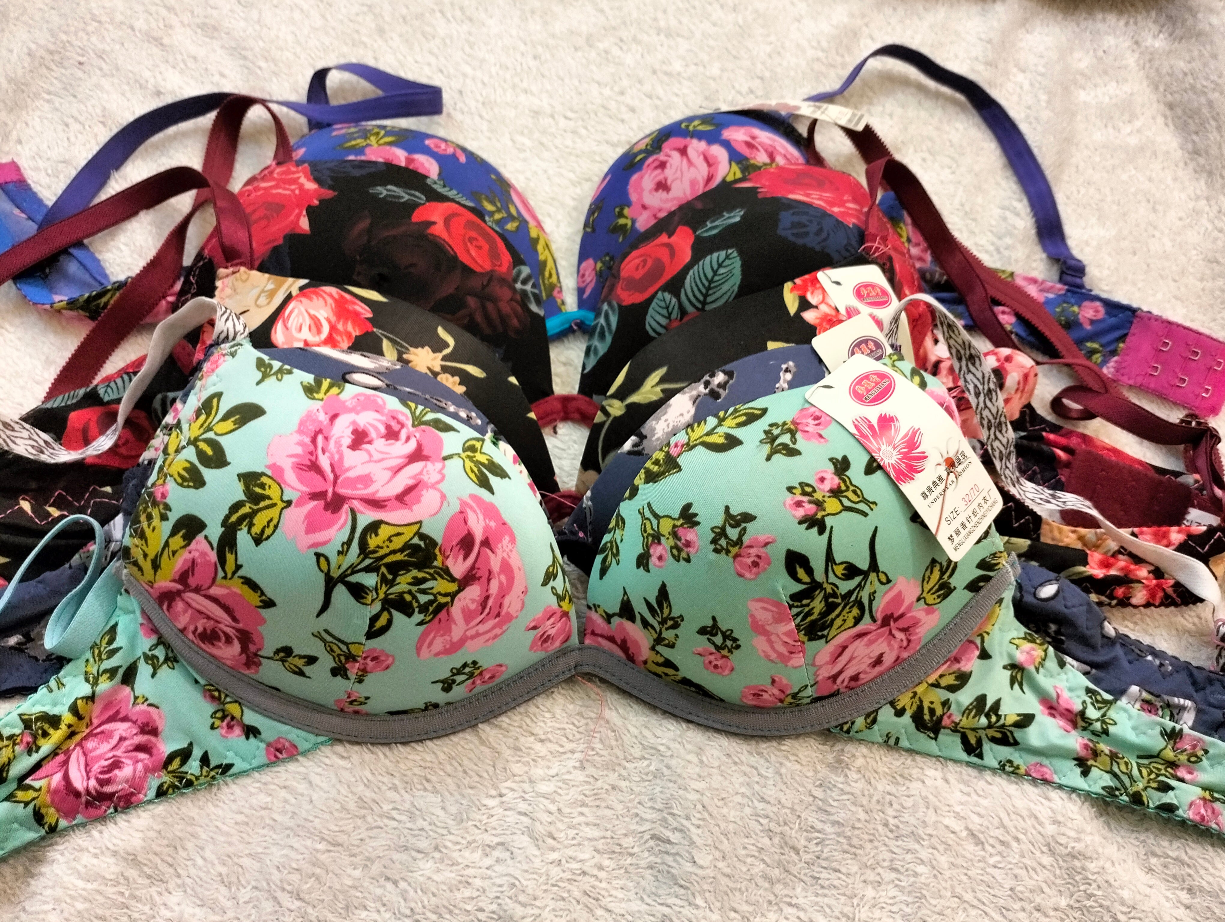 Half cup printed v shape padded bra