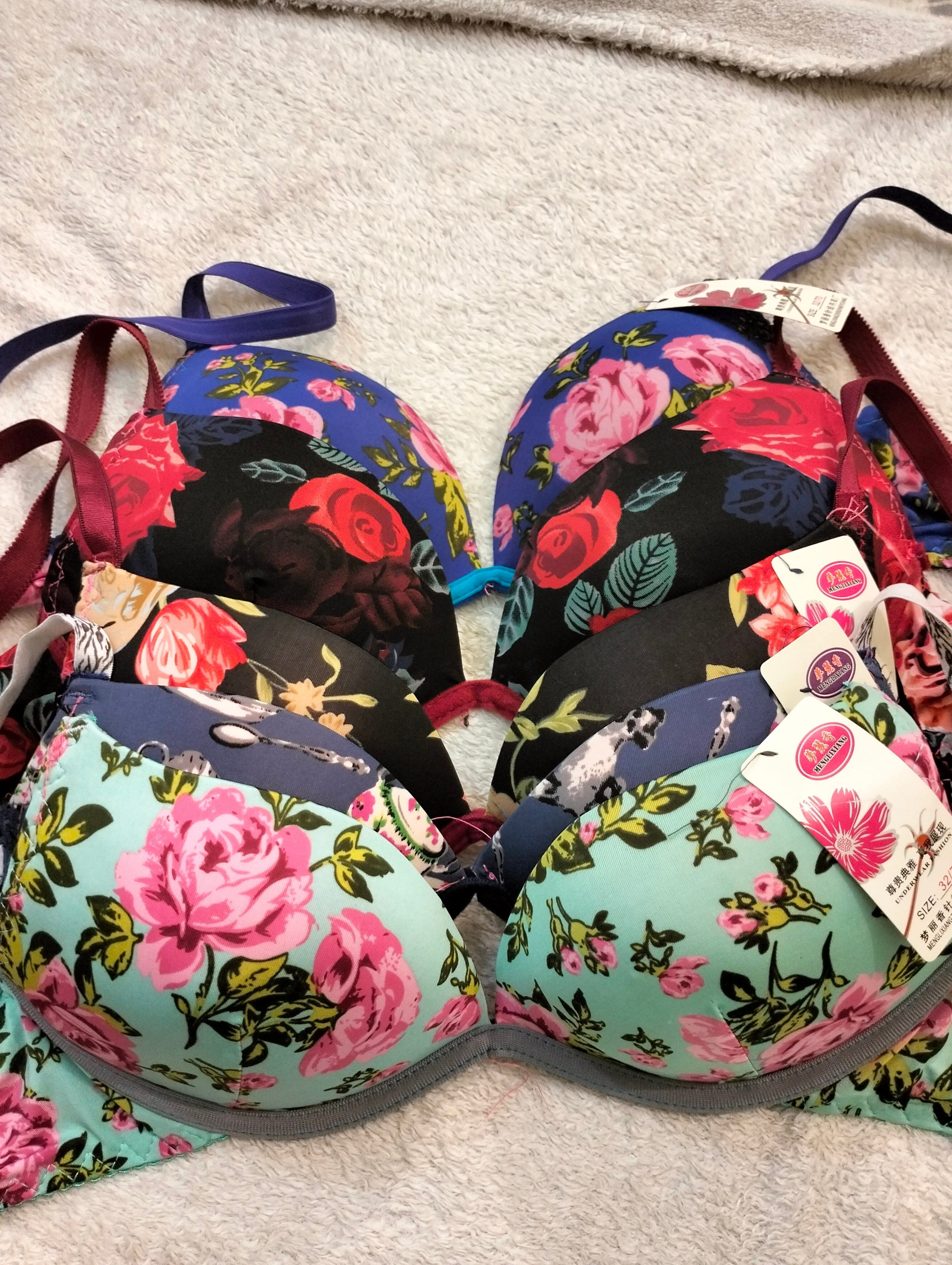 Half cup printed v shape padded bra