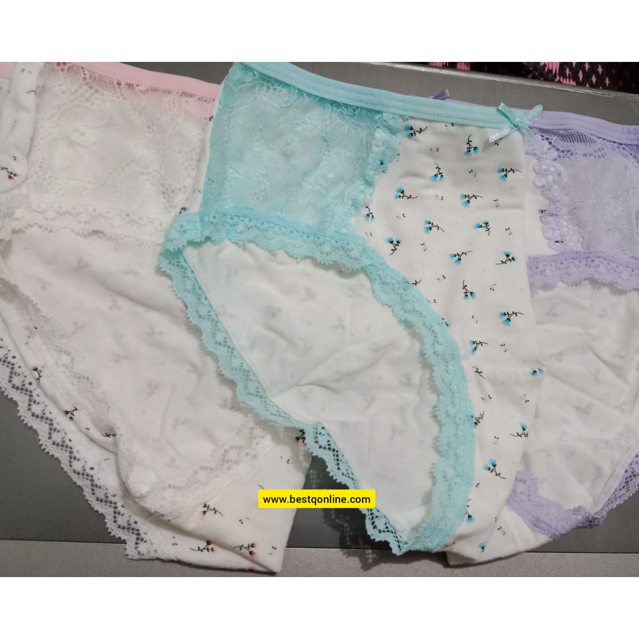 lace decorated cotton panties pack of 3