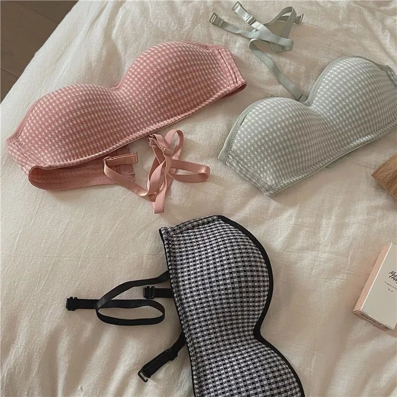 STRAPLESS & STRIPPED BRA