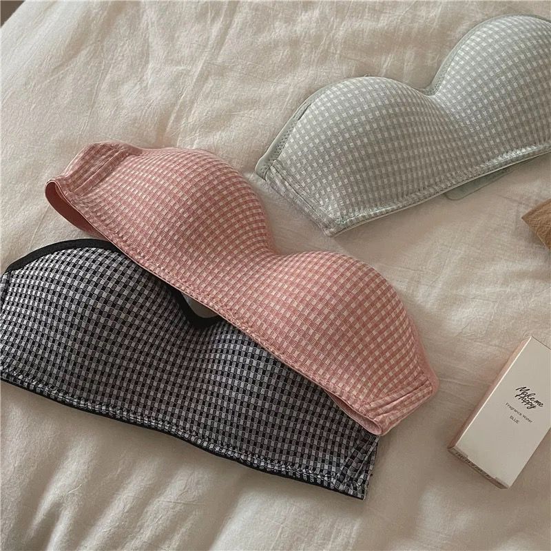 STRAPLESS & STRIPPED BRA